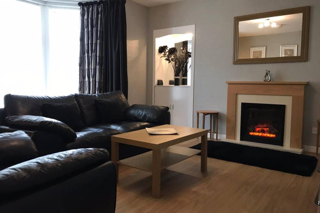 1 Catherines City Cottage Пърт Екстериор снимка