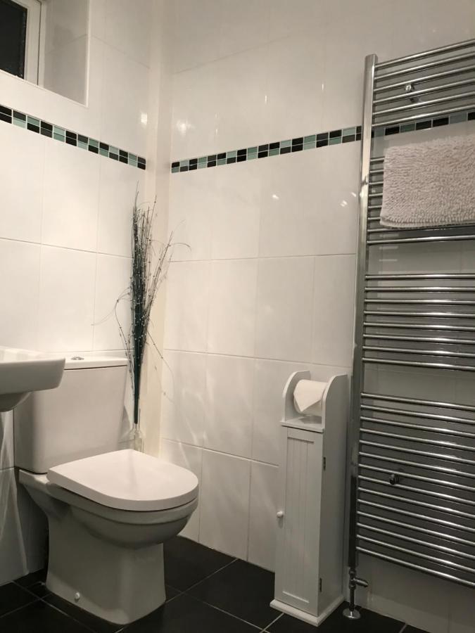 1 Catherines City Cottage Пърт Екстериор снимка